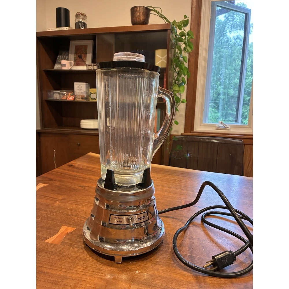 Waring Pro Commercial Blender Model 51BL26 Complete Chrome